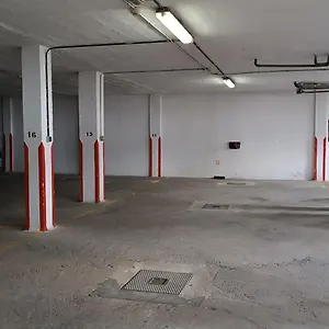 Sherryflat Moneo - Parking , Jerez de la Frontera España